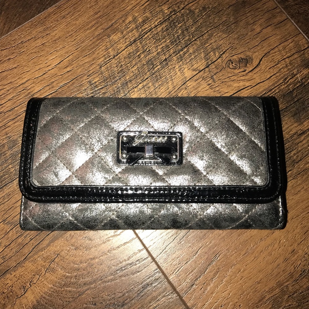 Guess Wallet